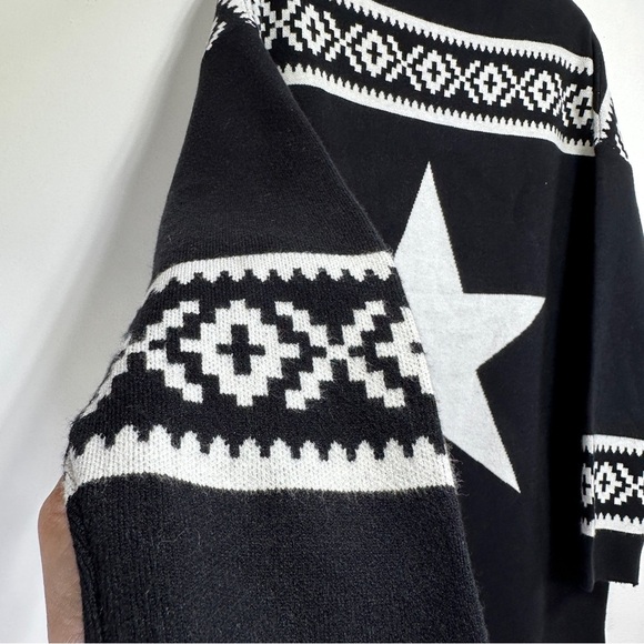 Tahari | Black & White Star Knit Sweater Mock Neck Boho Fair Isle Style Size 1X - Picture 4 of 8